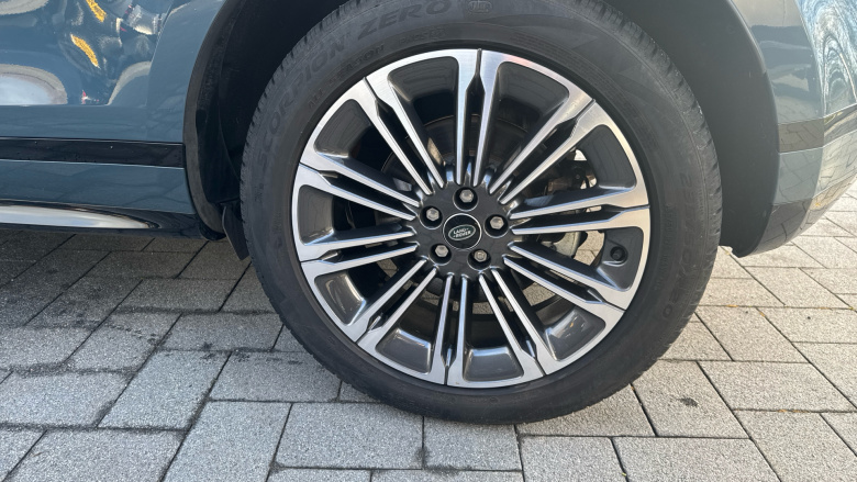 Land Rover Range Rover Evoque 1.5 P300e Dynamic SE 5dr Auto Hatchback